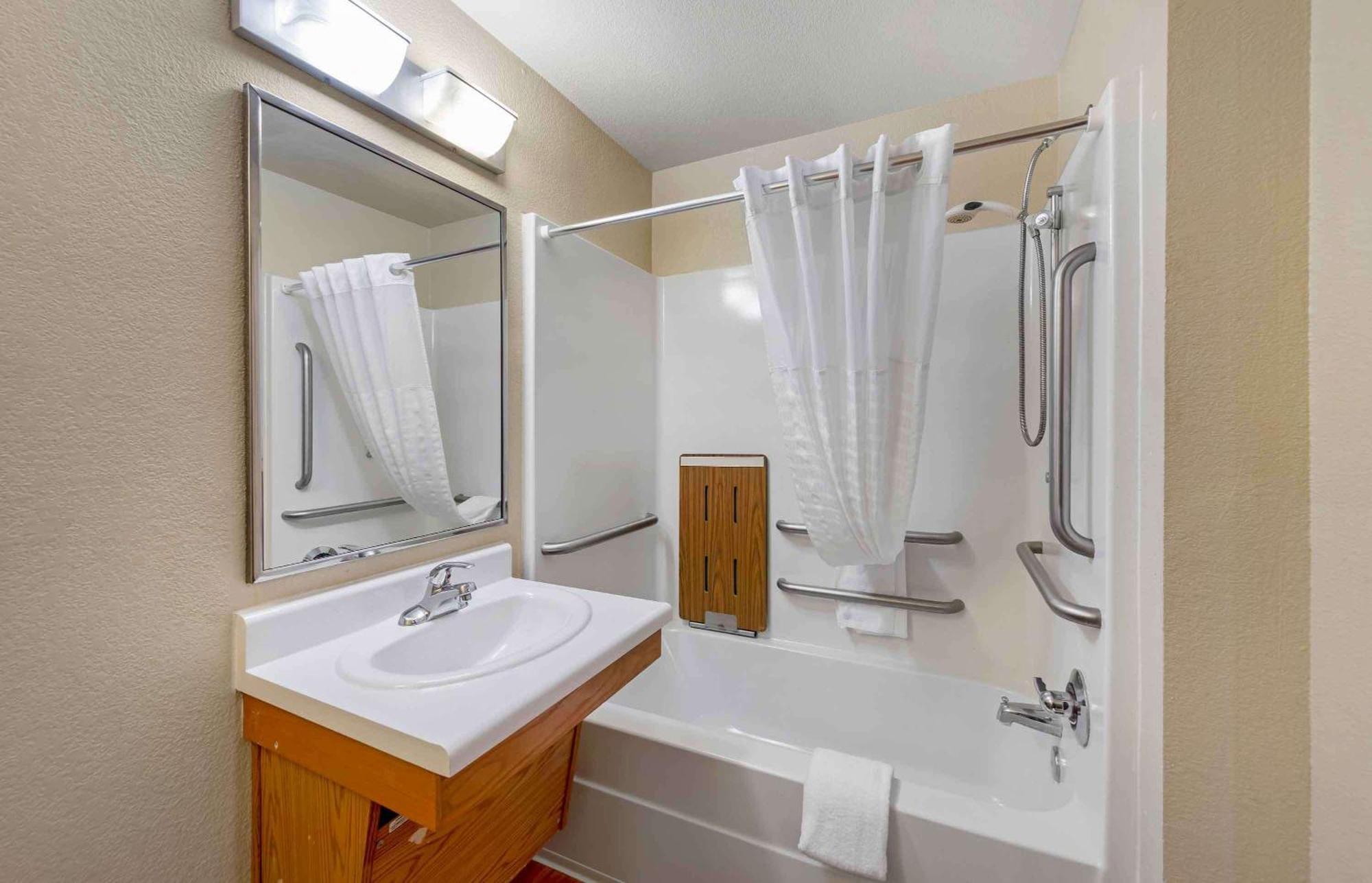 Extended Stay America Select Suites - Cleveland - מנטור מראה חיצוני תמונה