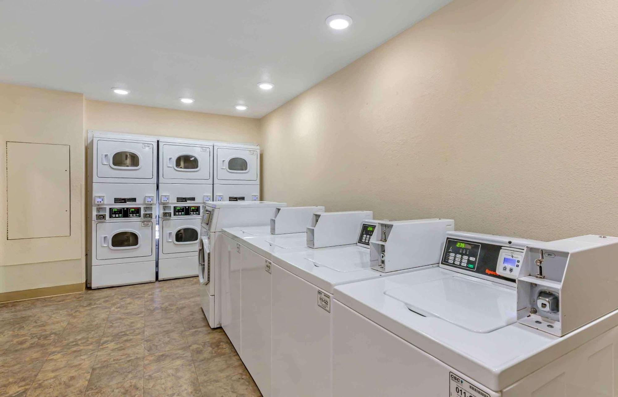 Extended Stay America Select Suites - Cleveland - מנטור מראה חיצוני תמונה